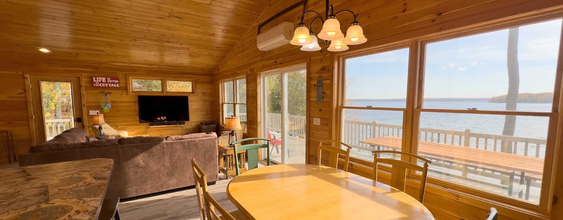 South Manistique Lake Lodging